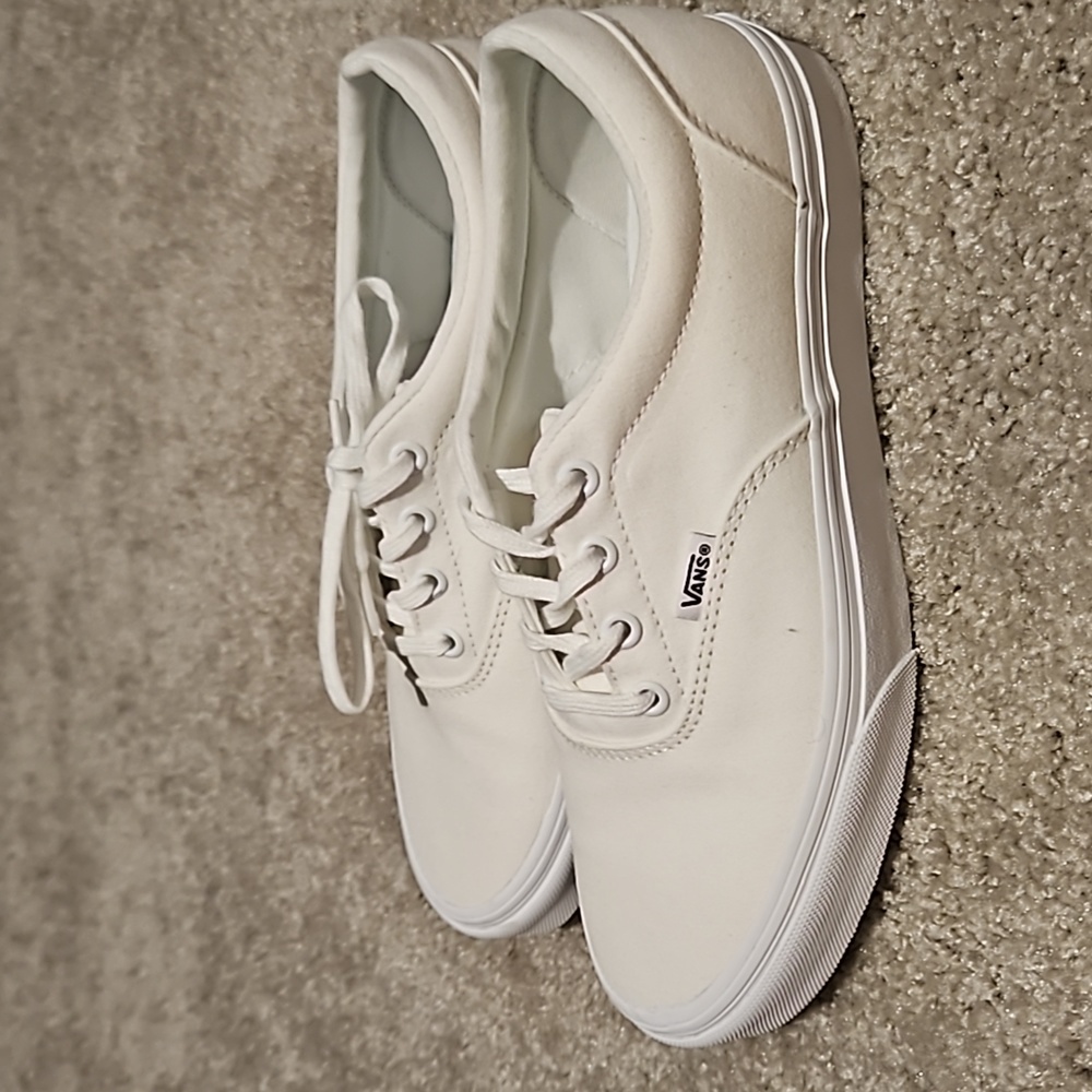 Vans - Picture 3 of 4